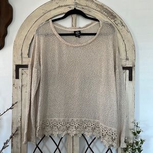 Bobeau Cream Sweater with Lace Hem
